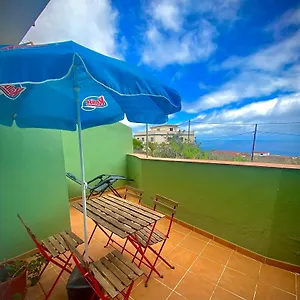 https://apkanariooo.in-canary-islands.com
